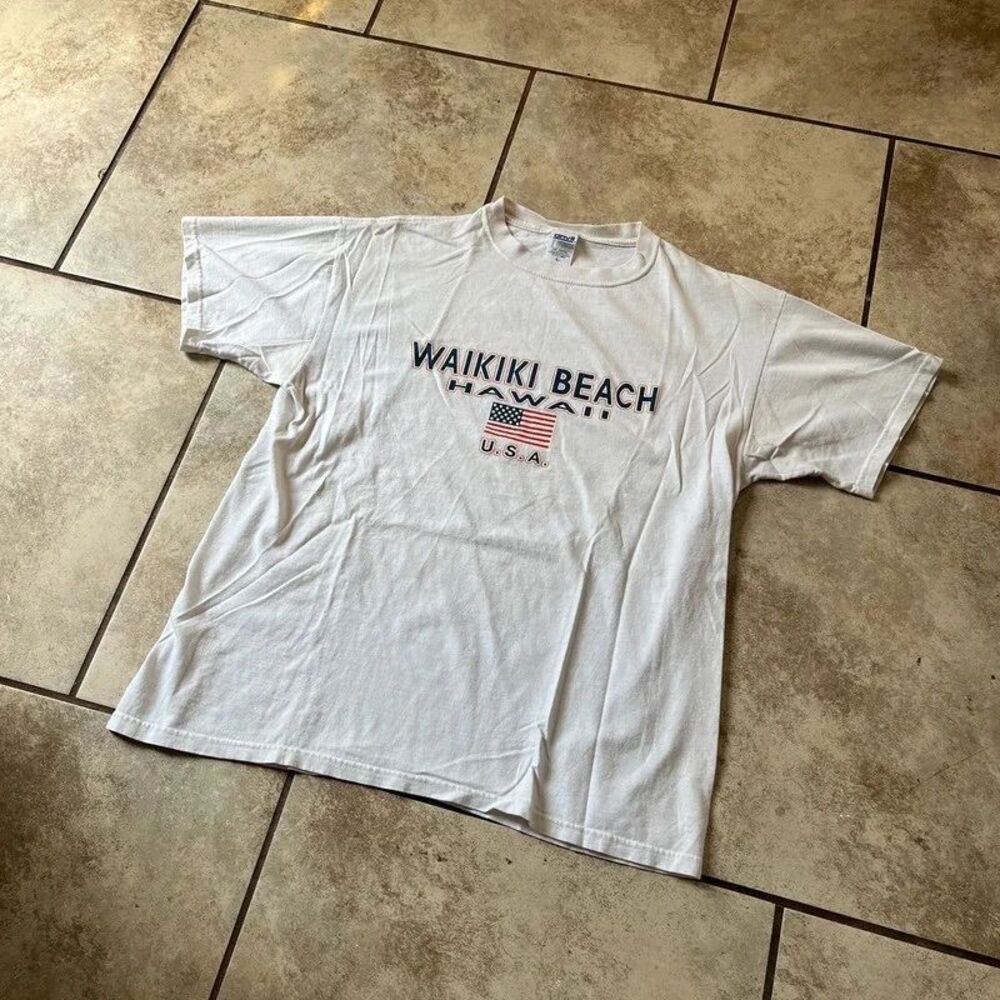 Vintage 90s Waikiki Beach Hawaii Graphic T-Shirt White Size Large